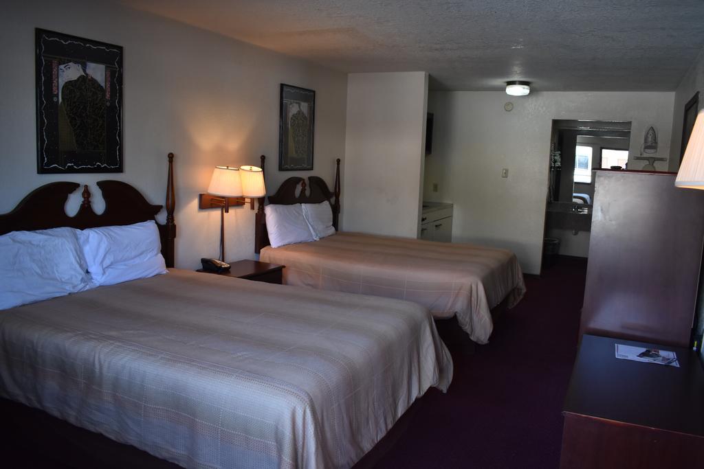 Meridian Inn Oklahoma City Airport Экстерьер фото